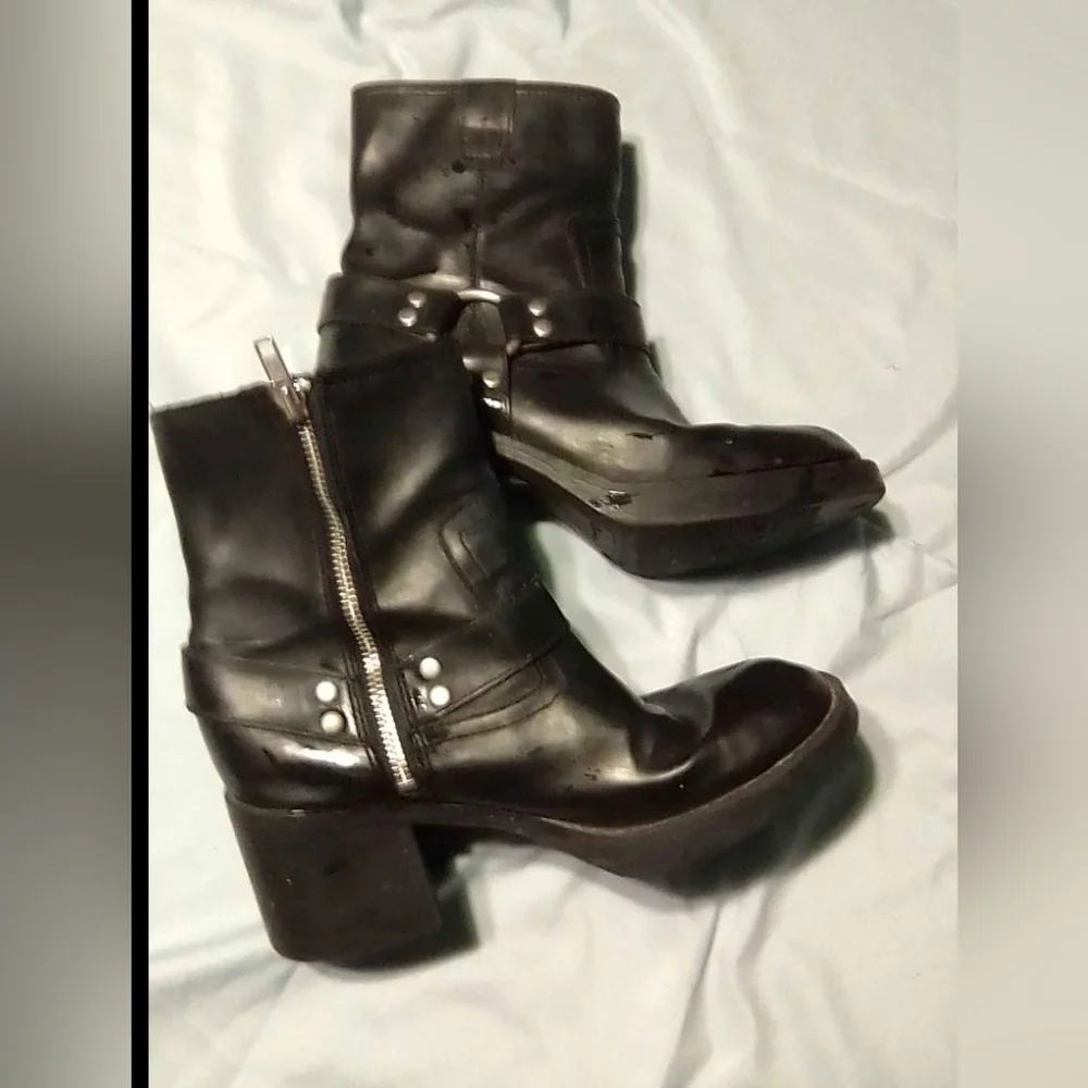 Woman's riding boots - Picture 1 of 1